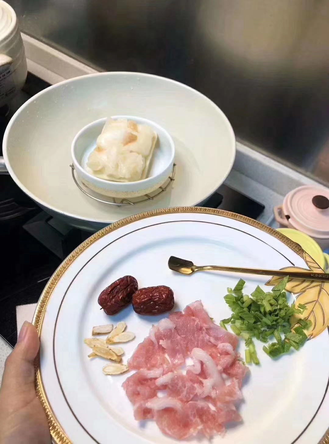 趣边头尾食品